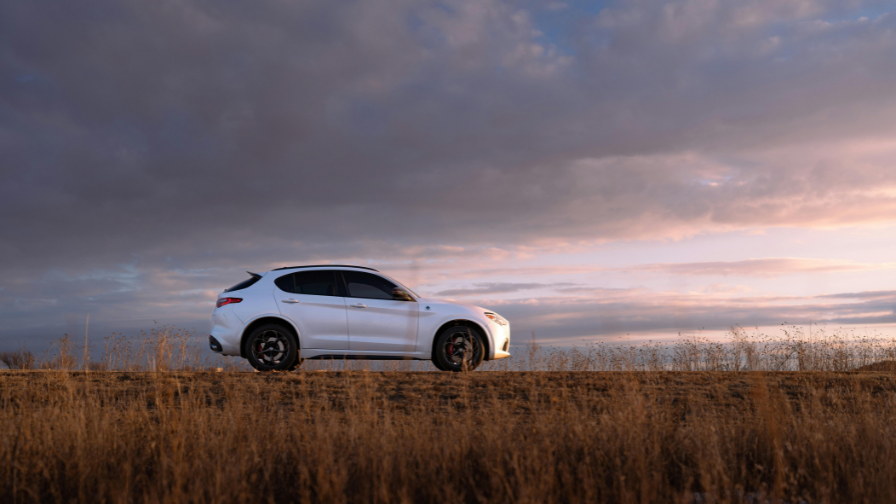 2026 Hybrid SUV with Next-Gen Luxury Driving